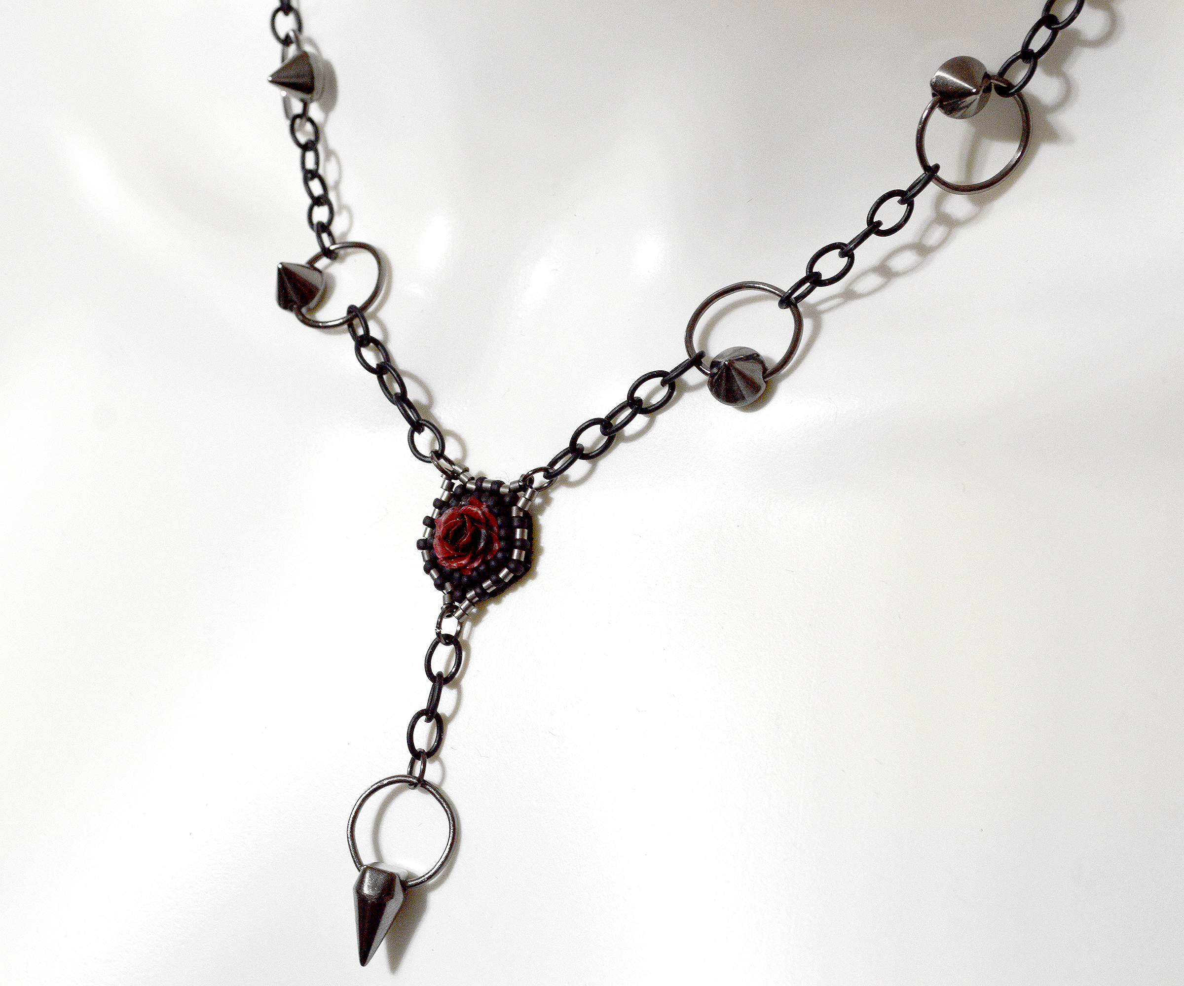 Rebel rose spike necklace